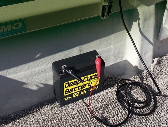 GPS魚探に使うバッテリー容量の選び方